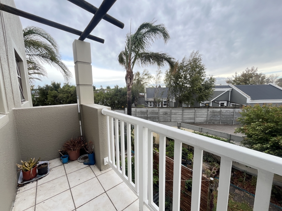 2 Bedroom Property for Sale in Parklands Western Cape